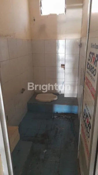 image RUKO ARILOKA DEKAT BANDARA A YANI (5)