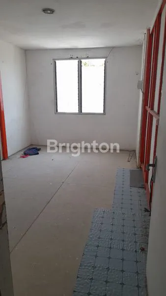 image RUKO ARILOKA DEKAT BANDARA A YANI (3)