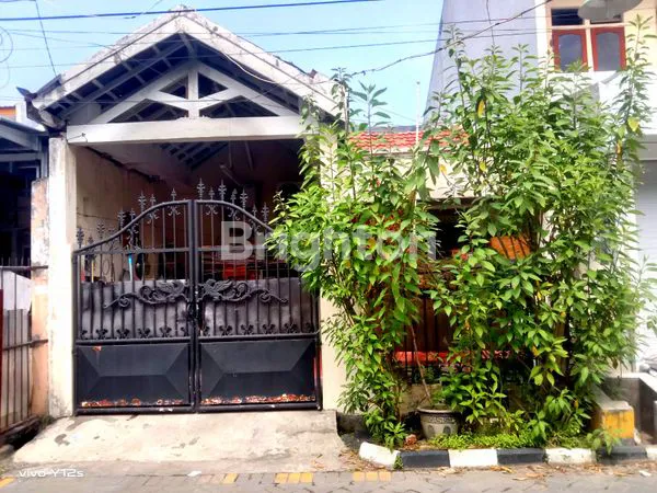 image RUMAH LAMA  SIMPANG DARMO PERMAI SELATAN SURABAYA BARAT DEKAT PAKUWON MALL HITUNG TANAH (1)