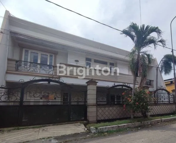 image RUMAH MEWAH DI DHARMAHUSADA LOKASI STRATEGIS DAN NYAMAN (1)