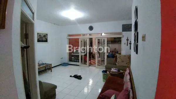 image RUMAH ASRI DI SAYAP PASIRSALAM - BANDUNG (1)