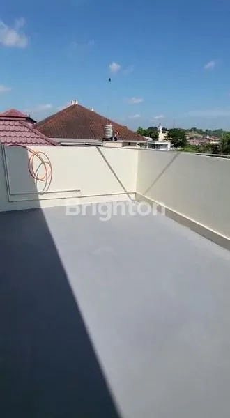 image RUMAH CANTIK 2 LANTAI DI RAPAK INDAH (8)