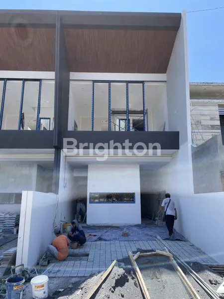 image RUMAH GRESS 2 LT DI JEMURSARI TIMUR SURABAYA  (2)