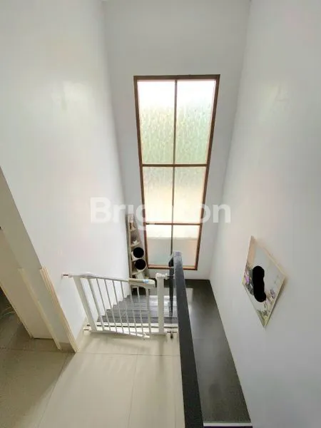 image RUMAH 2 LANTAI FULLY FURNISHED DI JAGAKARSA, JAKSEL (5)