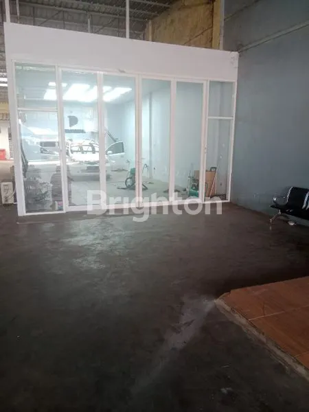 image BENGKEL MOBIL BESERTA ALATNYA SIAP PAKAI DI MOJOKERTO (3)