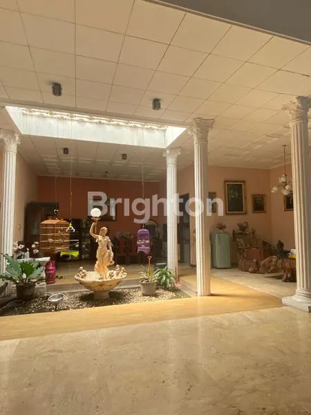 image RUMAH MEWAH DI KERTEN SOLO (3)