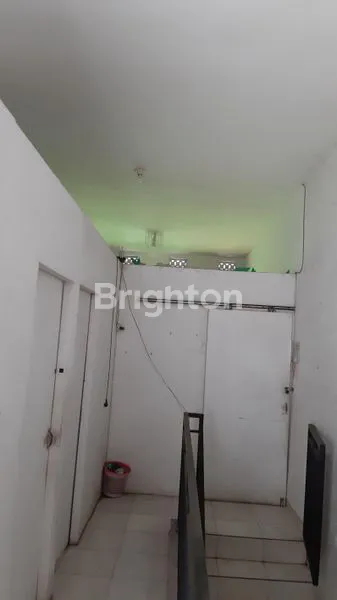 image RUKO 2LT DIBAWAH 1 M DI SAWOJAJAR (2)