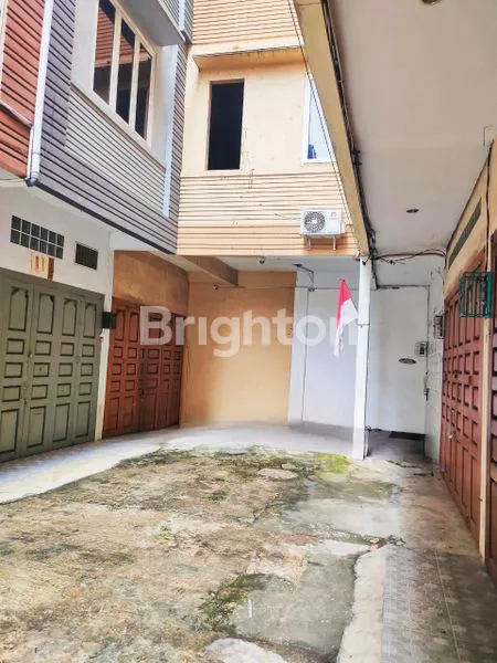 image KOMPLEK INTI KOTA. WARINGIN INDAH. BELAKANG PIZZA HUT JL. ADAM MALIK (5)