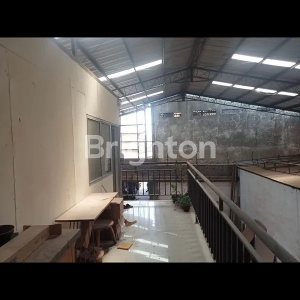 image GUDANG SIAP PAKAI! ROW JALAN 4 MOBIL PAPASAN! AKSES TRONTON!! HANYA 2 MENIT KE TOL KARTASURA!! HANYA 3 MENIT TOL SOLO (5)