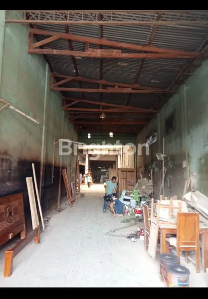 image GUDANG SIAP PAKAI! ROW JALAN 4 MOBIL PAPASAN! AKSES TRONTON!! HANYA 2 MENIT KE TOL KARTASURA!! HANYA 3 MENIT TOL SOLO (8)