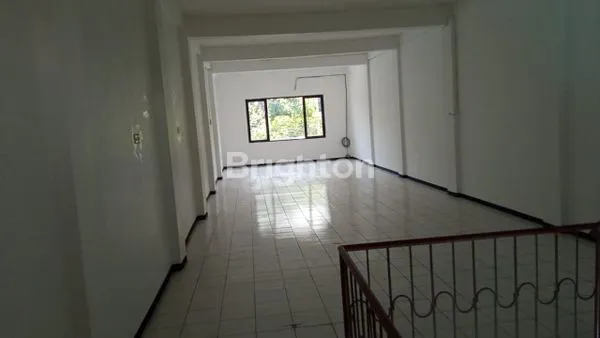 image RUKO 2 LANTAI NOL RAYA NGINDEN DEKAT NGAGEL MANYAR (3)