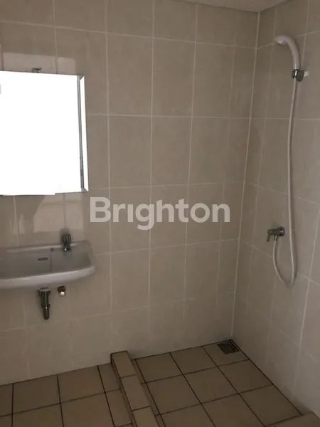 image MURAH! APARTEMEN MTOWN 3BR AVERY SUMARECON SERPONG VIEW POOL  (4)