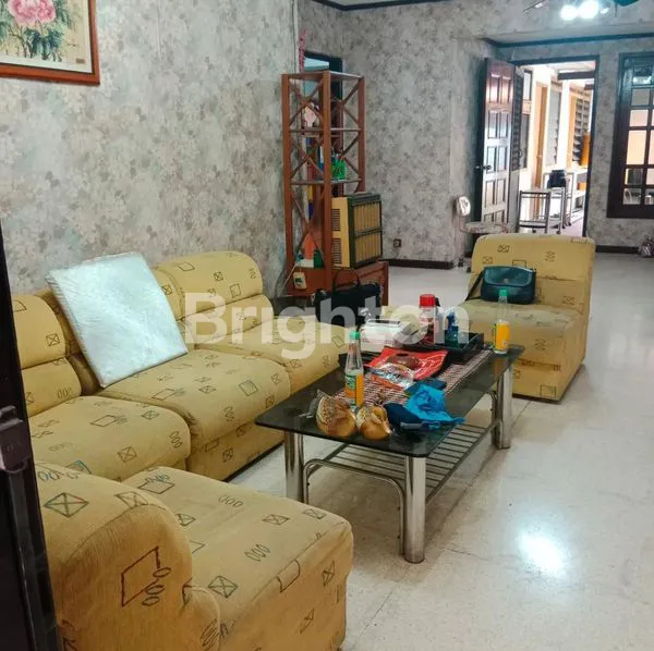 image  RUMAH SURABAYA, BARAT (1)
