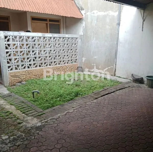 image  RUMAH SURABAYA, BARAT (4)