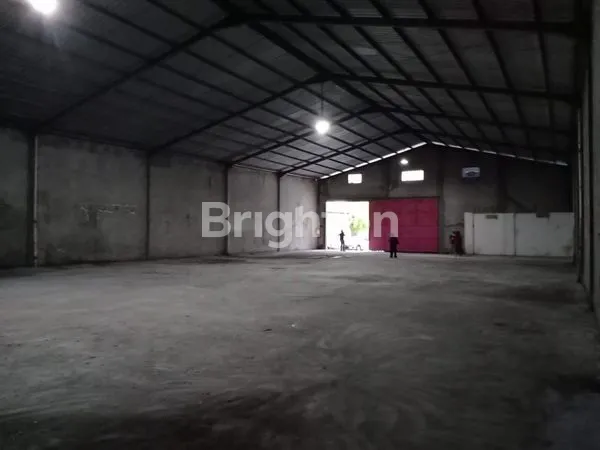 image GUDANG DI MAHENDRADATTA (2)