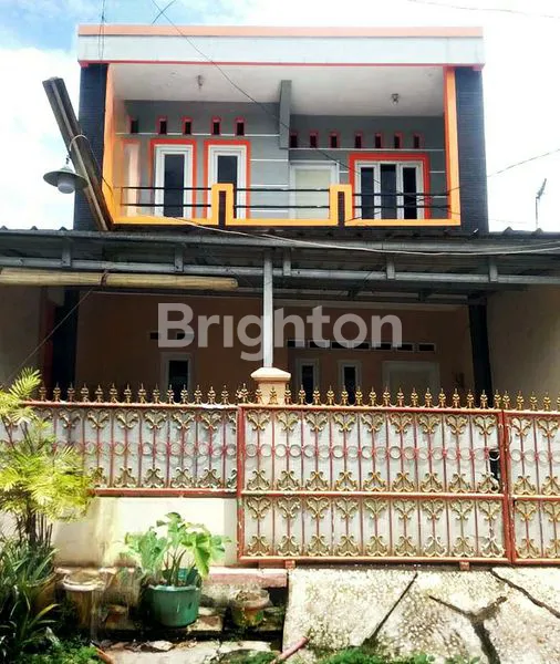 image RUMAH SIAP HUNI CANTIK 2 LANTAI DI VILA NUSA INDAH 1 (1)
