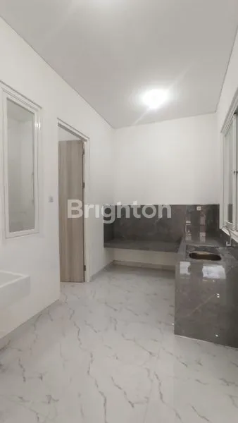 image RUMAH BARU MINIMALIS PONDOK TJANDRA 2 LANTAI ROW JALAN LUAS (3)