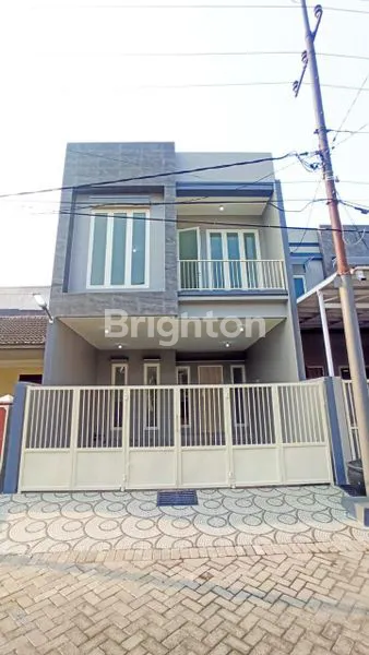 image RUMAH BARU MINIMALIS PONDOK TJANDRA 2 LANTAI ROW JALAN LUAS (1)