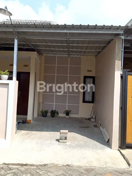 image RUMAH MURAH DIBAWAH 300JUTA DI SAWOJAJAR (1)