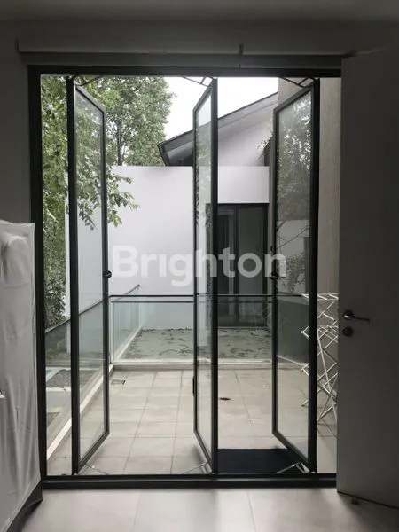 image TURUN HARGA RUMAH CANTIK SEMI FURNISH IVY DEPOK (7)