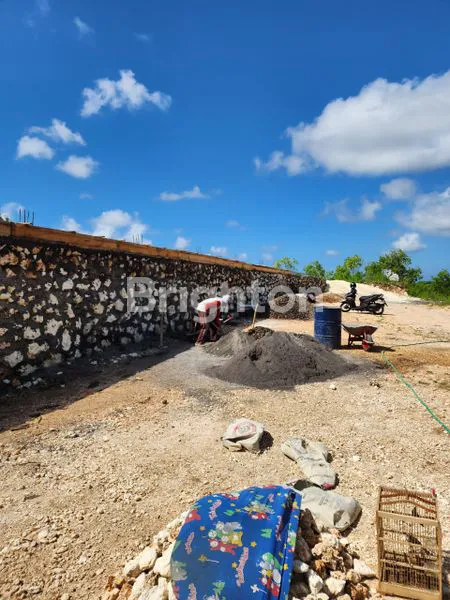 image TANAH VIEW LAUT  SELUAS 30 ARE SUDAH DIRATAKAN DAN DIPONDASI KELILING SIAP BANGUN DI PECATU, COCOK UNTUK DIBANGUN VILLA ATAU HOTEL (5)