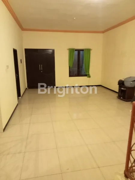 image RUMAH 2 LT LOKASI STRATEGIS DI MEDOKAN AYU UTARA SURABAYA  (3)