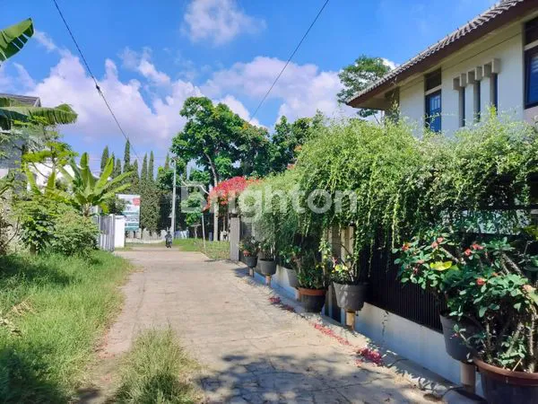 image TANAH CANTIK (KOTAK), LOKASI SANGAT BAGUS DI SARIWANGI ASRI SEBELAH SETRA DUTA (3)