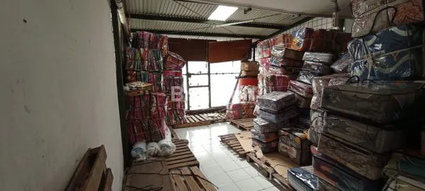 image RUKO SIAP PAKAI LOKASI SANGAT STRATEGIS HANYA 2 MENIT KE GERBANG TOLL PASIRKOJA BANDUNG (4)