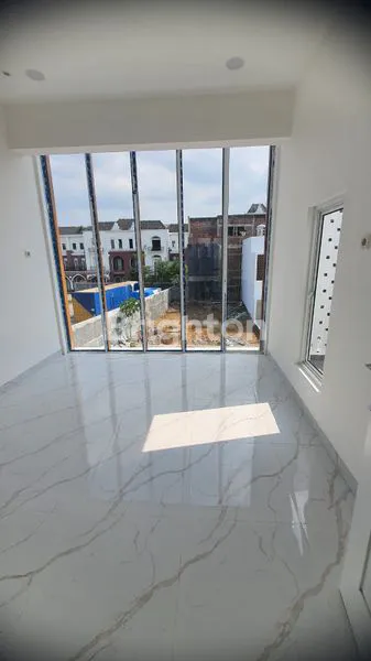 image RUMAH SIAP HUNI ROYAL SUMATRA (7)