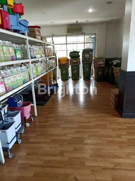 image DI YOGYA ADA RUMAH BESAR DUA LANTAI UNTUK TEMPAT USAHA (5)