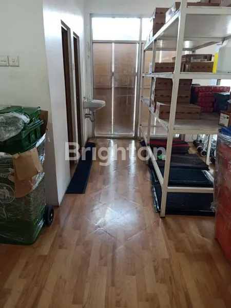 image DI YOGYA ADA RUMAH BESAR DUA LANTAI UNTUK TEMPAT USAHA (7)