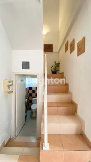 image RUMAH CANTIK 2 LANTAI DI JIMBARAN (3)