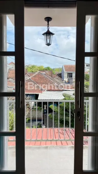 image RUMAH CANTIK 2 LANTAI DI JIMBARAN (8)