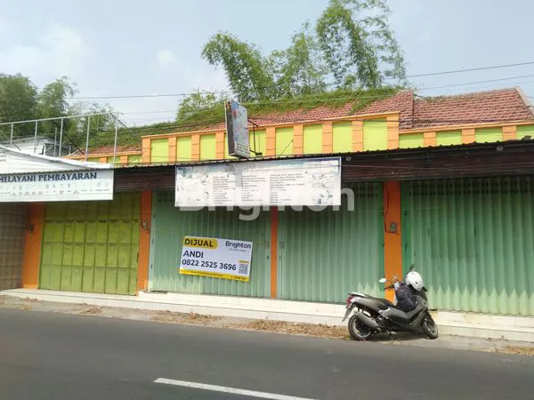 RUKO 3 PINTU SIAP HUNI 0 JALAN RAYA DI JOMBANG