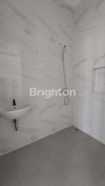 image RUMAH MANYAR KERTOADI (3)