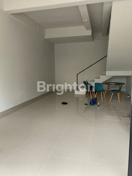 image RUMAH NGAGEL SURAT SHM, KANELA RUKO, PARKIR LUAS (2)