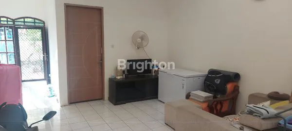 image RAYA BUBUTAN SURABAYA DEKAT PASAR TURI, PELABUHAN TANJUNG PERAK (6)