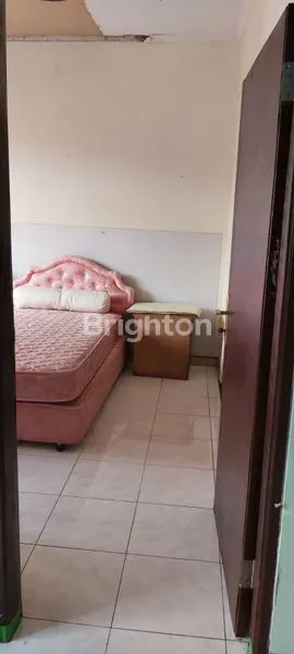 image RUMAH 2 LANTAI JALAN BESAR DAN LEBAR (2)