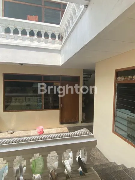 image RUMAH KERTEN SOLO MEWAH LUAS SIAP HUNI (5)