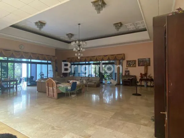 image RUMAH KERTEN SOLO MEWAH LUAS SIAP HUNI (7)