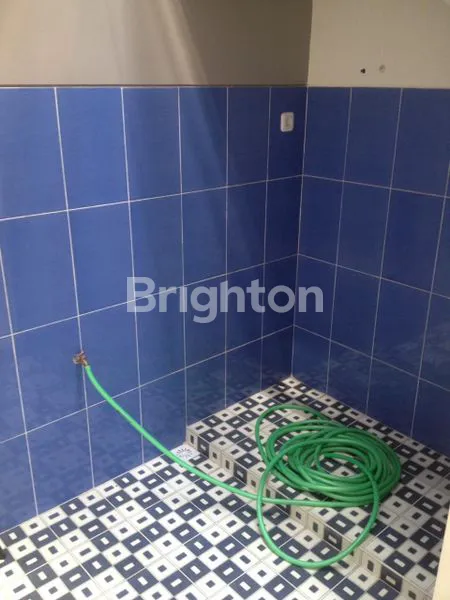 image HUNIAN ASRI DAN NYAMAN 1,5 LANTAI,  BISA UNTUK USAHA KOST TERLETAK DI DAERAH IKAN-IKAN KOTA MALANG AKSES 2 MOBIL (7)