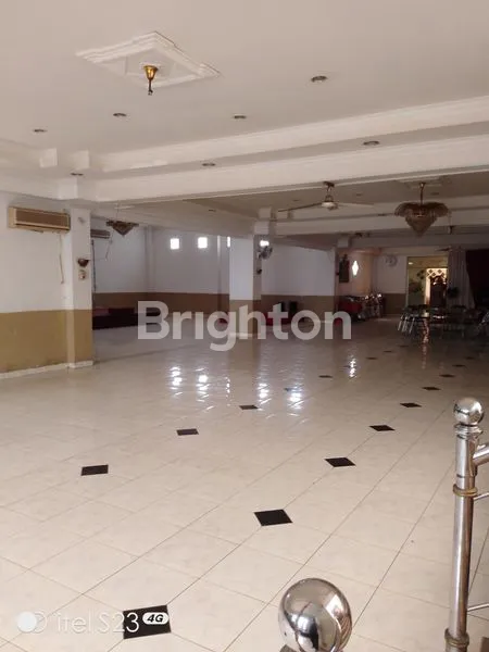 image GEDUNG SERBAGUNA + 2 RUMAH TINGGAL (3)