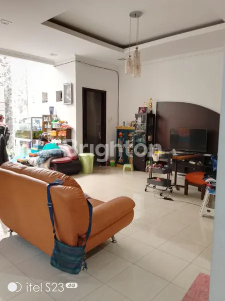 image GEDUNG SERBAGUNA + 2 RUMAH TINGGAL (6)