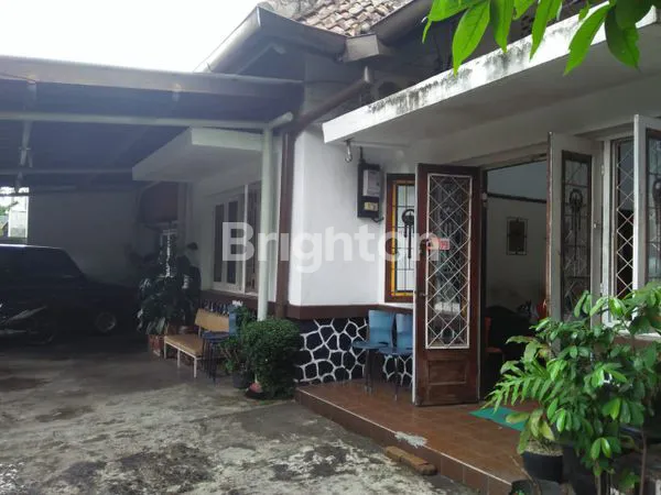 RUMAH COCOK UNTUK USAHA DI AREA KOMERSIL BARU SAYAP SUPRATMAN