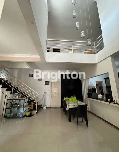 image RUMAH 2LANTAI TERAWAT (2)