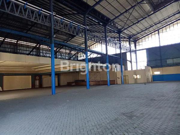 image GUDANG BARU RENOV TINGGI 15 METER JARANG ADA TAMBAK LANGON (2)