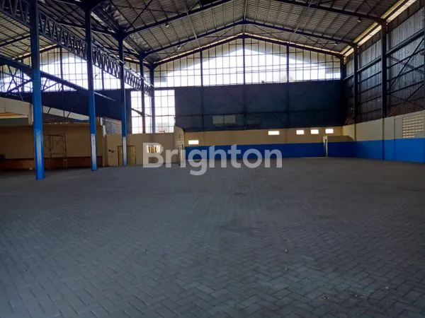 image GUDANG BARU RENOV TINGGI 15 METER JARANG ADA TAMBAK LANGON (3)