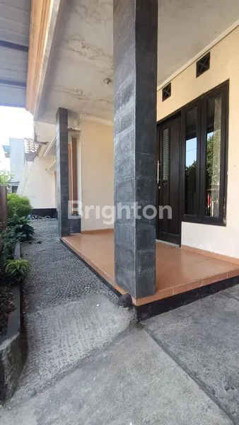 image RUMAH 1,5 LANTAI LT 165 M2 DI JL ARUMBA, TUNGGULWULUNG, KEC LOWOKWARU, KOTA MALANG (4)