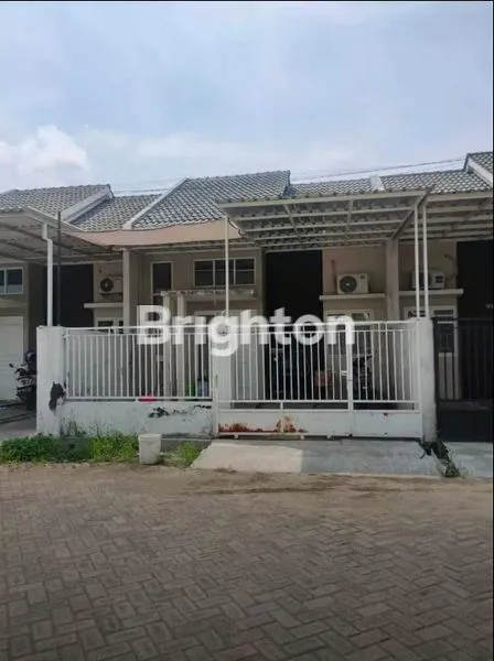 image ALANA REGENCY SELANGKAH DARI PONDOK TJANDRA, DEKAT JUANDA (1)