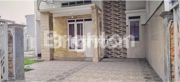 image RUMAH MURAH TANAHNYA LUAS DI GRAHA KOTA SIDOARJO. RUMAH SIAP HUNI. DEKAT PURI INDAH. (3)